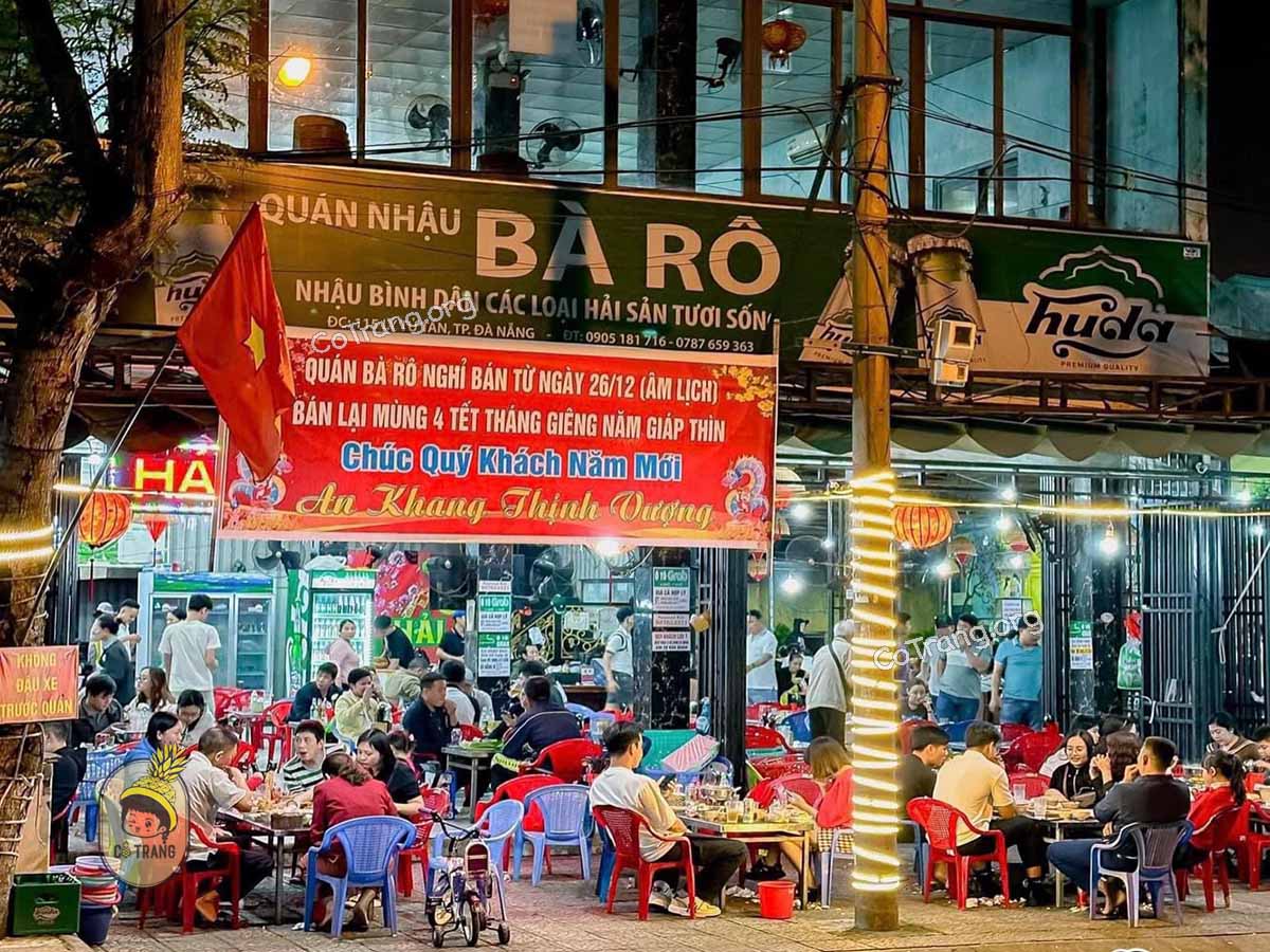 Đặc sản mực lá nướng và tôm đất tại quán hải sản Bà Rô Sơn Trà Đà Nẵng