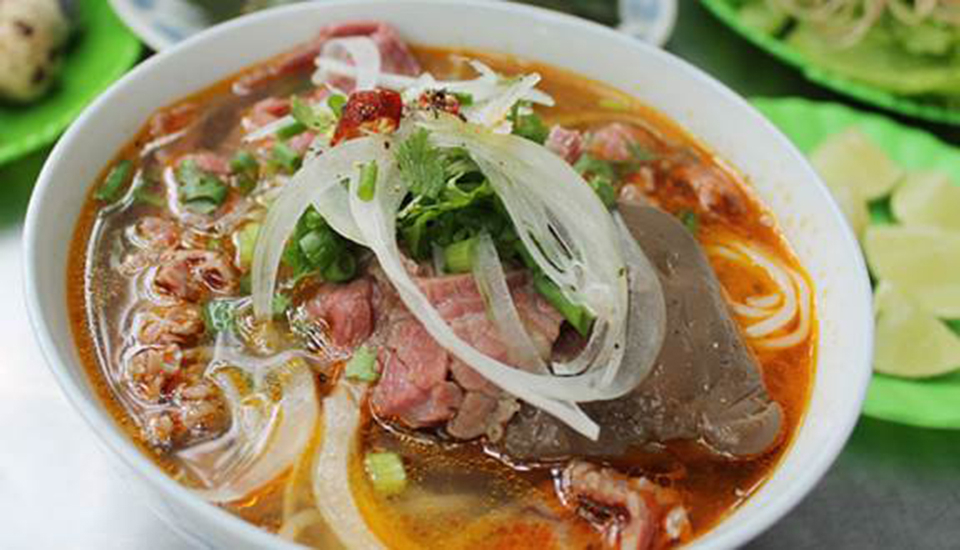 bún bò huế o hà